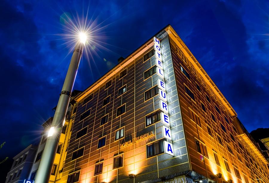 Отель Yomo Eureka Андорра-ла-Велья Экстерьер фото